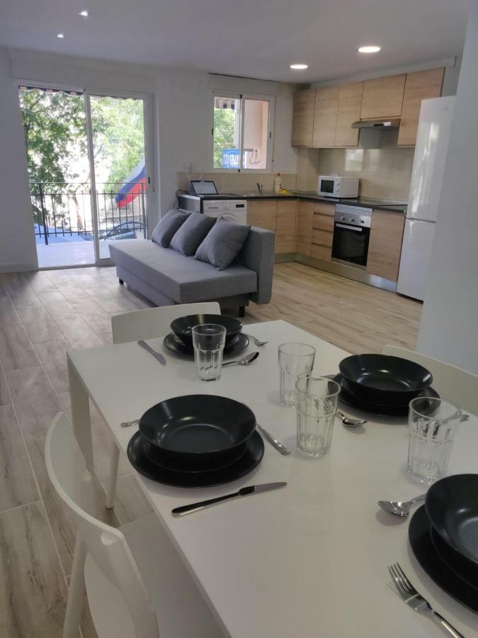 Salou Lovely 2 Bed 2 Bath Near To Beach: Amposta Apartment Bagian luar foto